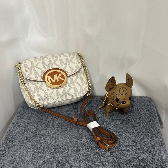 Michael Kors Cream and Brown Crossbody Bag with Gold Accents NWOT - Picture 1 of 9